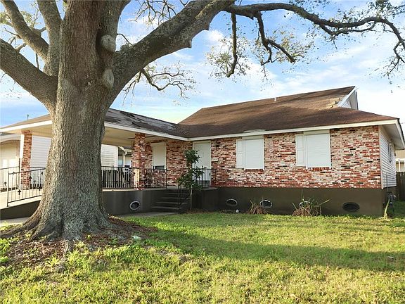3rd image of 4013 Cottonwood Dr