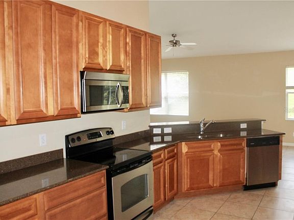 5th image of 2352 Golden Aster St