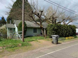 614 Mountain View Rd, Sweet Home, OR 97386