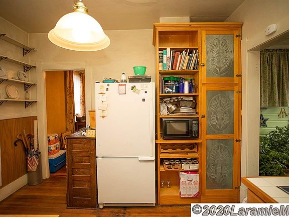 5th image of 464 N Cedar St