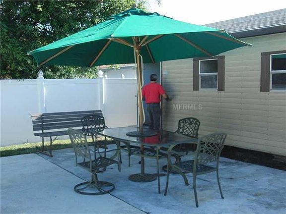 3rd image of 8038 Deerwood Cir