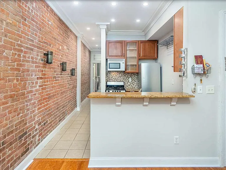 924 Garden St #2R — Photo 4