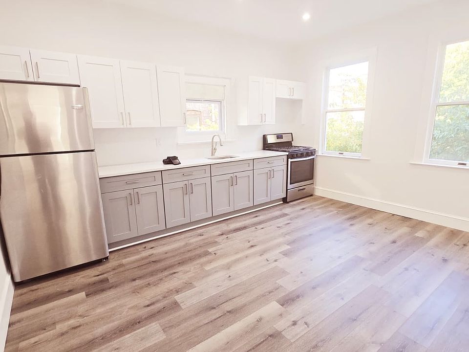 1st image of 96 Lembeck Ave #2B