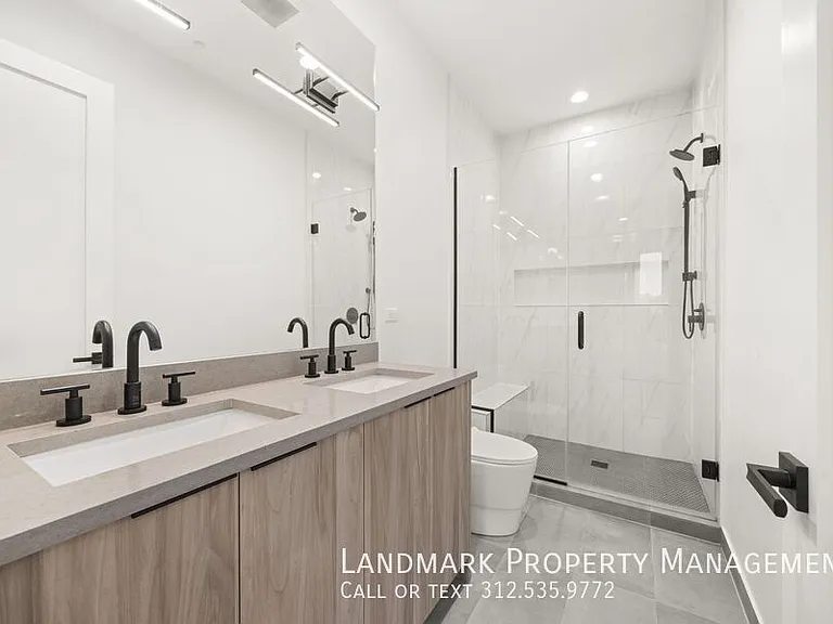 1545 N Artesian Ave #3 — Photo 14