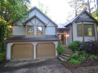 295 Sandhurst Way SW, Marietta, GA 30060