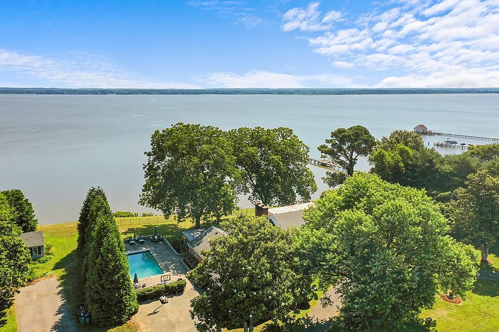 289 Daingerfield Rd, Tappahannock, VA 22560 Zillow