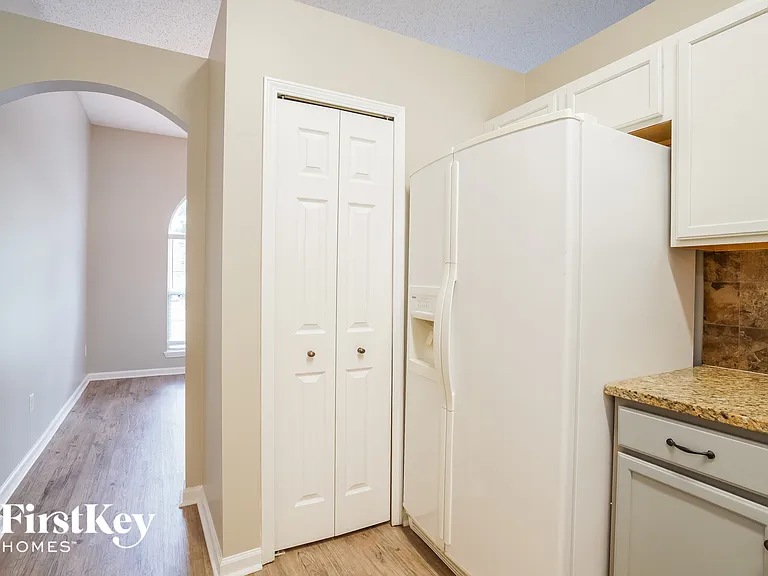 2388 Sophie Pl — Photo 7