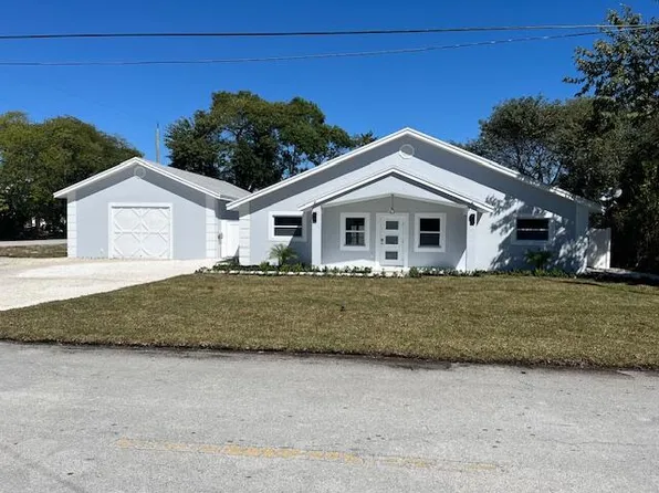 32 Bonefish Ave, Key Largo, FL 33037