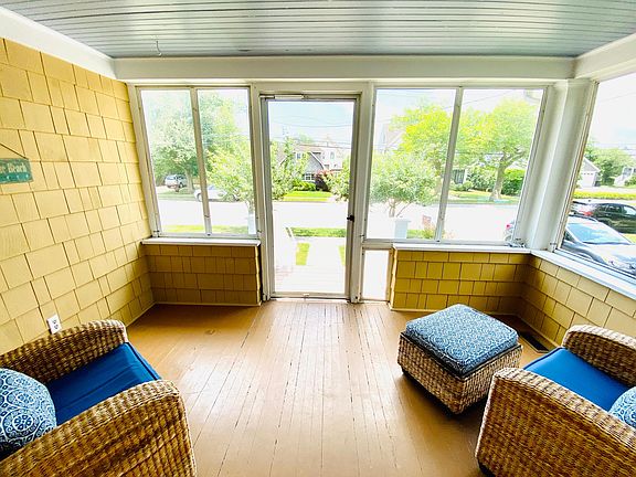 Enclosed front porch