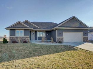 620 20th St, Prairie Du Sac, WI 53578