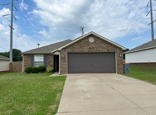217 Regency Dr, Barling, AR 72923
