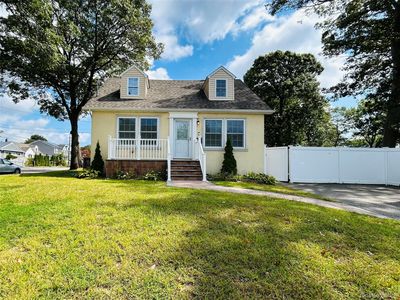 75 Overland Avenue, Amityville, NY, 11701