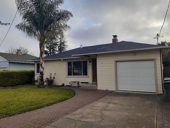 4th image of 588 Gresham Ave