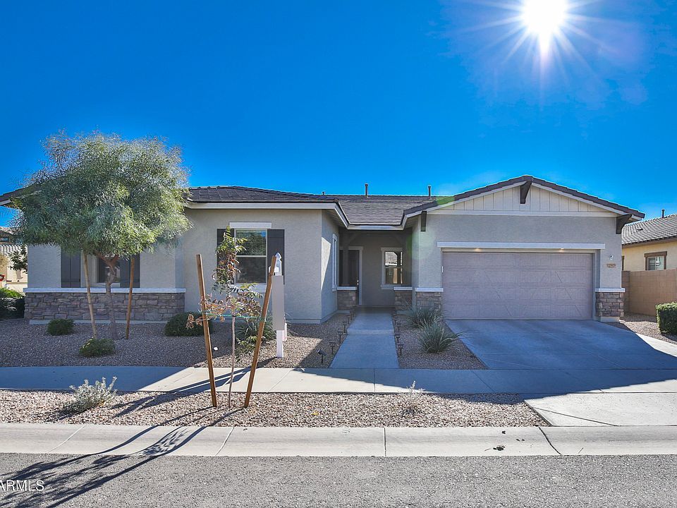 1st image of 22923 E Desert Hills Dr