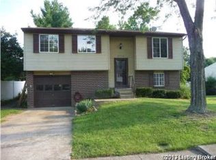 8510 Silver Fox Rd, Louisville, KY 40291