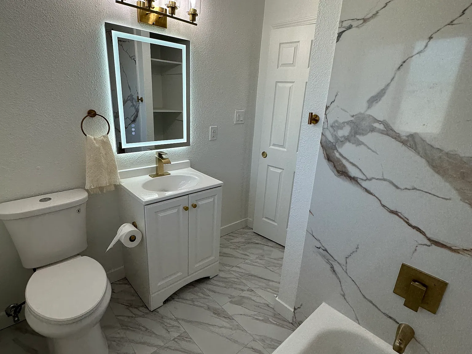 2 bed, 850 sqft, $1,000 — Photo 3