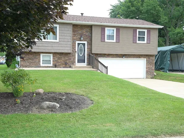 5469 Westgate Dr, Girard, PA 16417