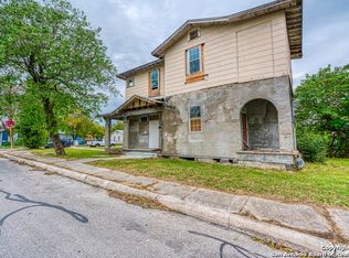 1438 W Ridgewood Ct, San Antonio, TX 78201