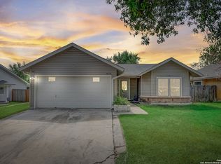 8726 Ridge Moon Dr, San Antonio, TX 78239