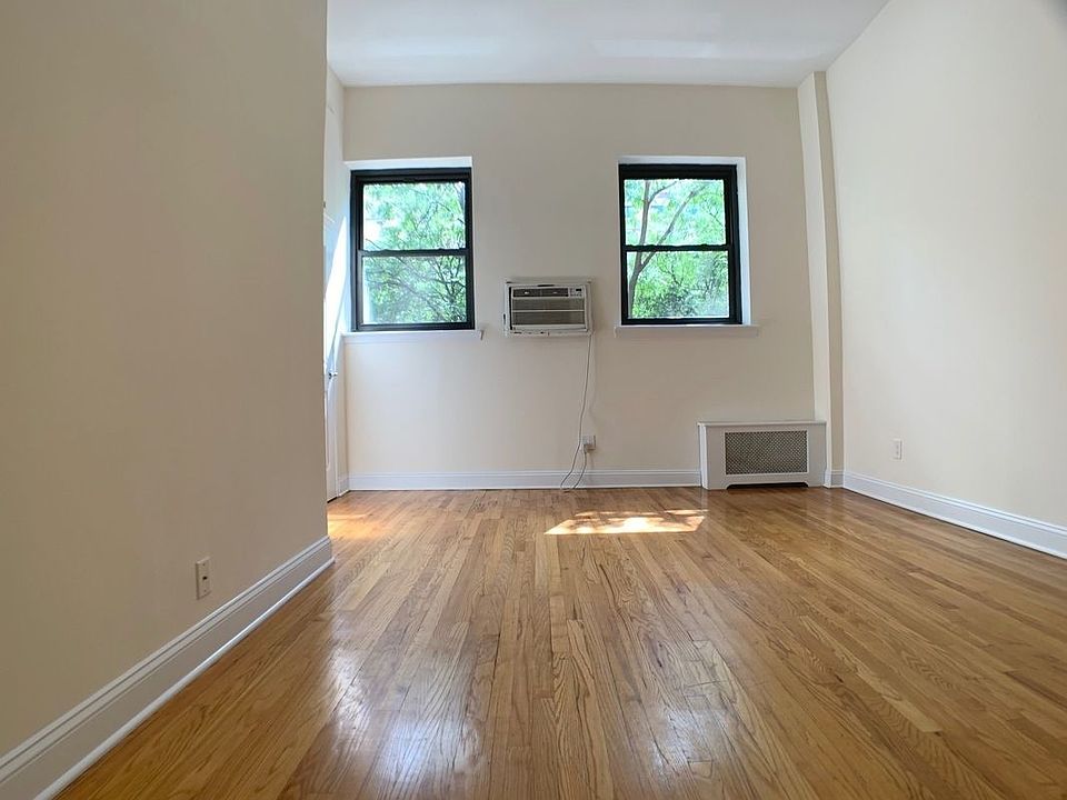 2nd image of 7 W 87th St APT 4