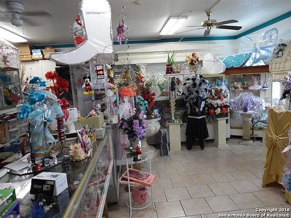 3rd image of 231 Enrique M Barrera Pkwy