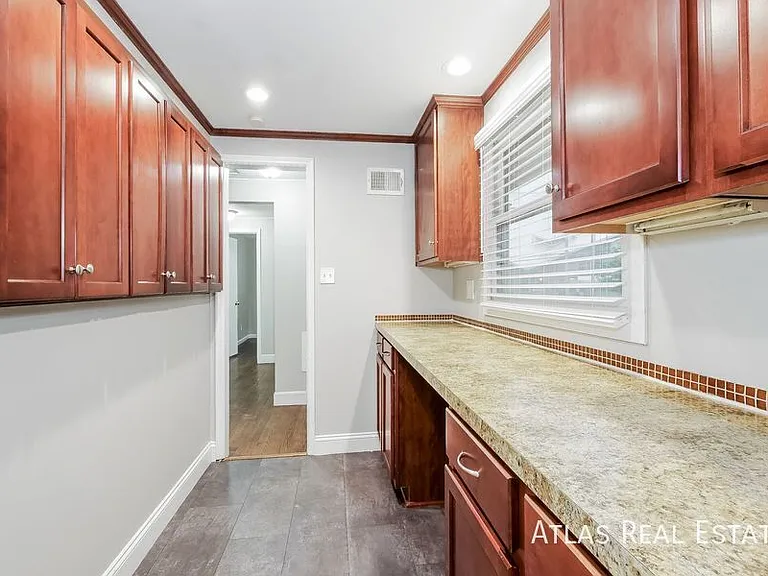 3902 W 72nd Ter — Photo 17