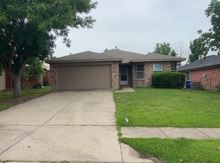 1031 Halifax Ln, Forney, TX 75126