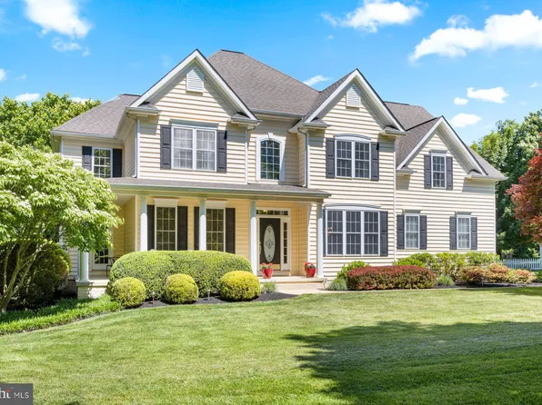 17104 Spring Hollow Ct, Mount Airy, MD 21771