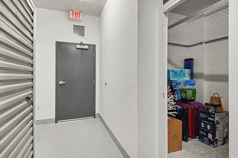 2 bed, 2.0 bath, 1523 sqft, $6,000 — Photo 3