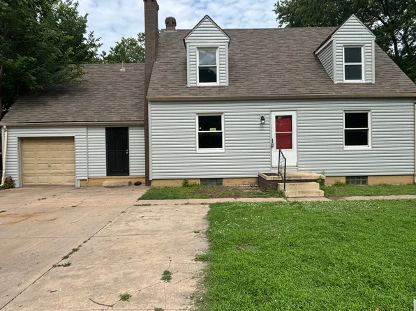 2052 S Market St, Wichita, KS 67211