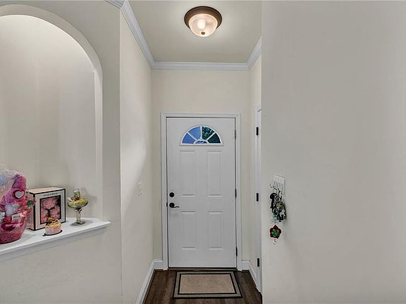 3rd image of 2833 Estella Way