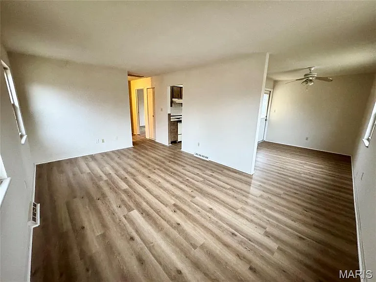 31 S 27th St #D — Photo 12