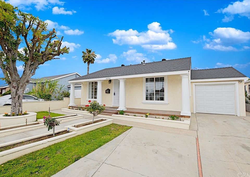 1st image of 14702 Elaine Ave