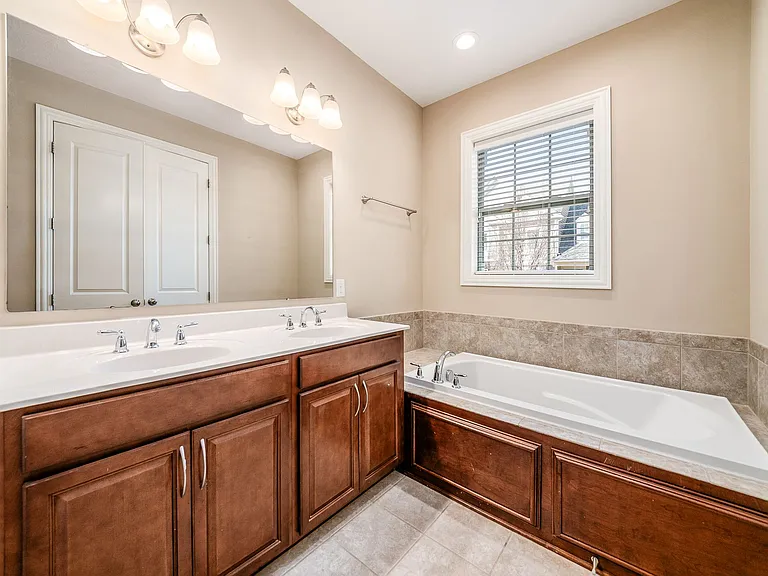 4239 Troutbrook Dr #101 — Photo 15