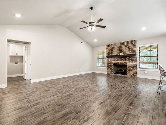 5th image of 6 Elvanfoot Ln