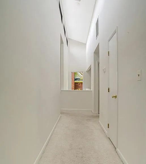 203 W Glendale Ave — Photo 52
