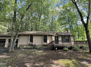 11 Fern Path, Stroudsburg, PA 18360