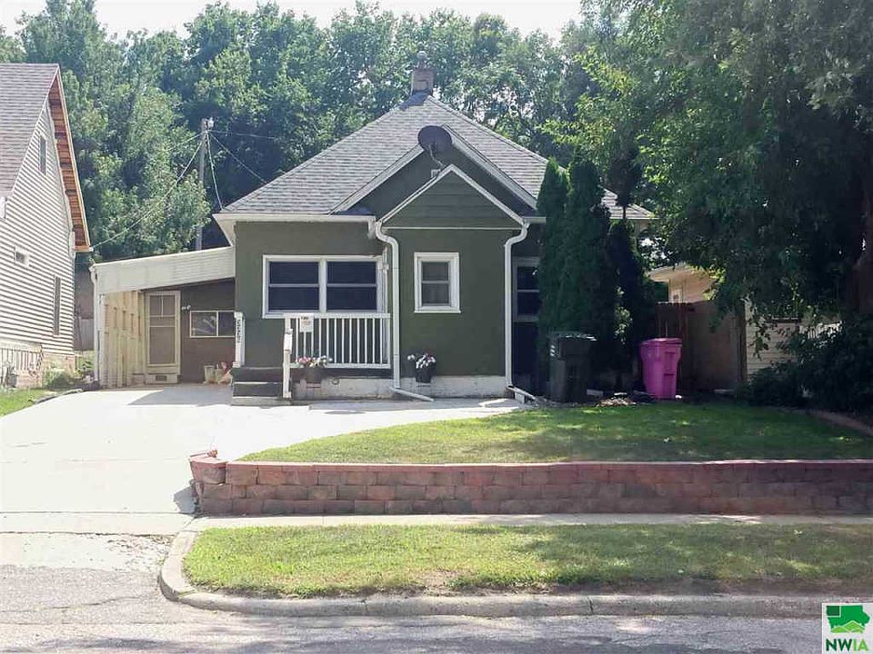 1st image of 3336 4th Ave
