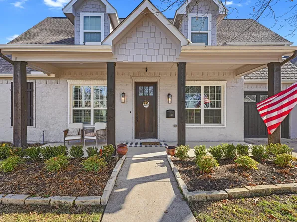 840 Edgefield Rd, Fort Worth, TX 76107