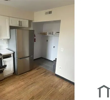3 bed, $2,700 — Photo 2