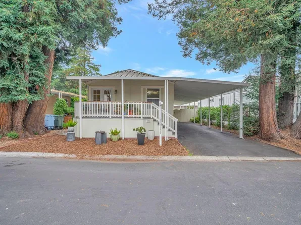 1004 Sonoma Court, Petaluma, CA 94954