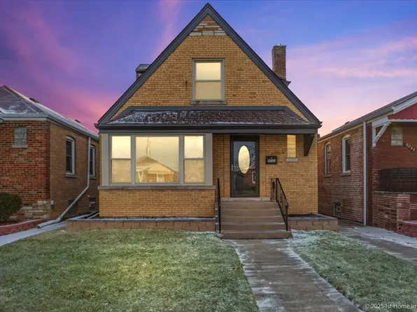 8033 S Sacramento Ave, Chicago, IL 60652