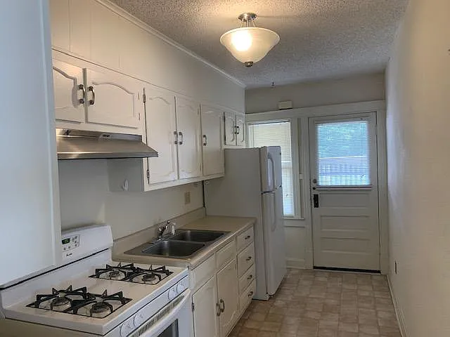 5105 Wyandotte St #2S — Photo 19
