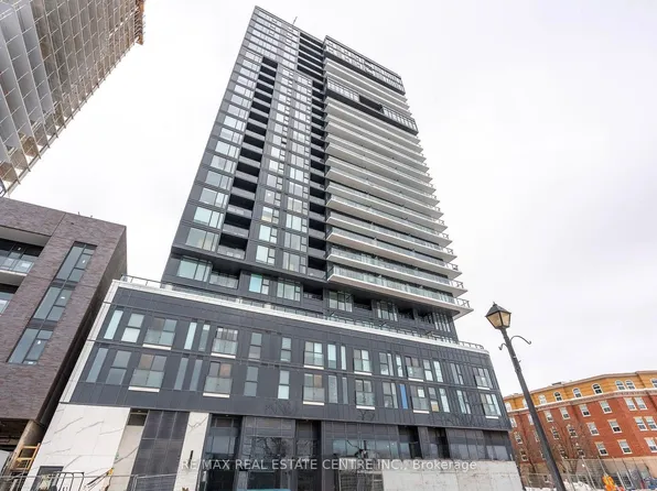 370 Martha St #502, Burlington, ON L7R 2P7