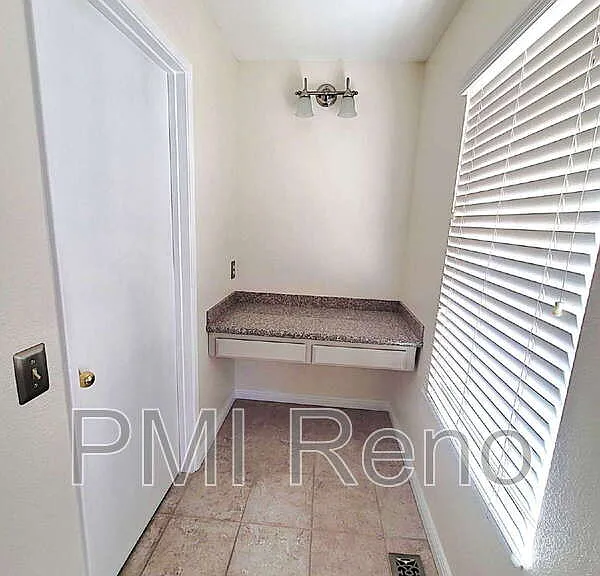 6403 Meadow Country Dr — Photo 8