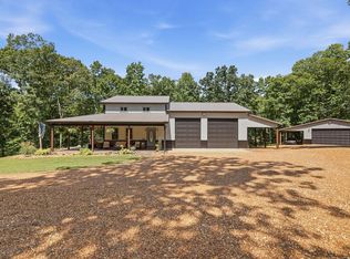 570 Bobcat Trl, Dover, TN 37058