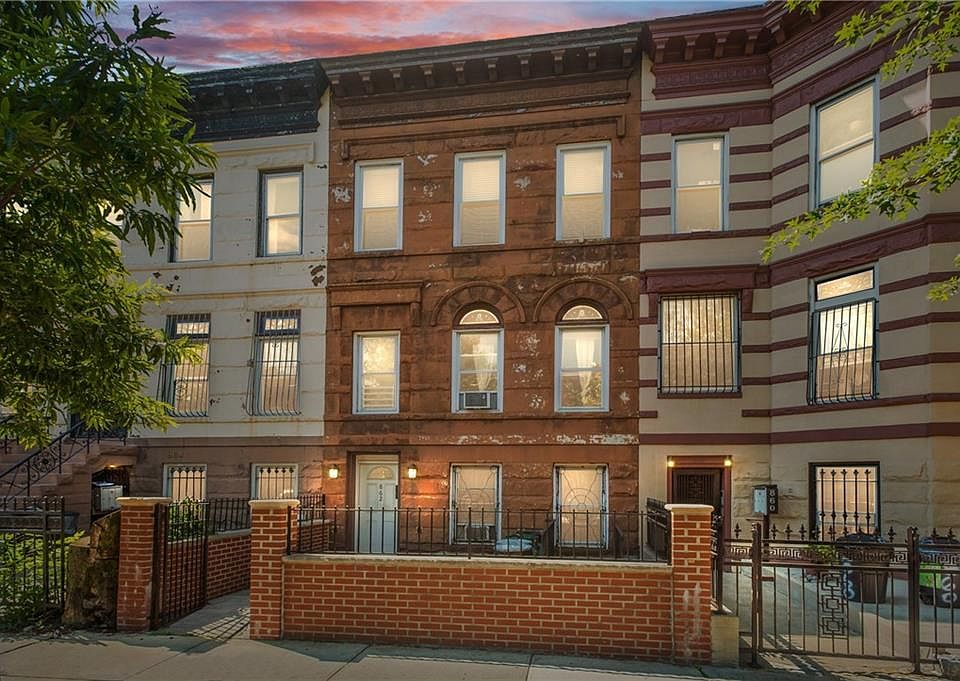 1st image of 862 Sterling Pl