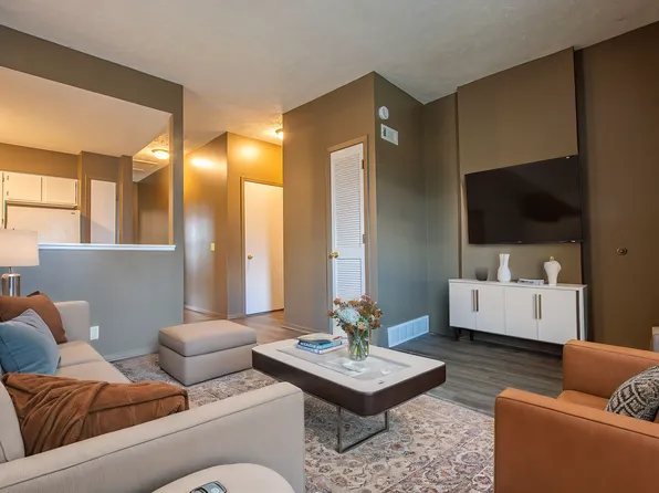 2200 2nd Avenue, 2200 2nd Ave APT 7, Council Bluffs, IA 51501