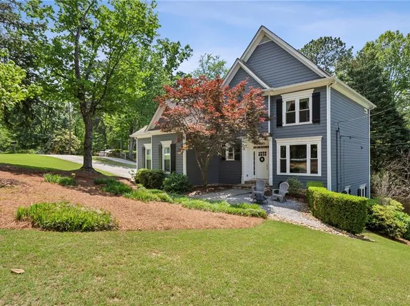 1904 Woodland Hills Ave NW, Atlanta, GA 30318