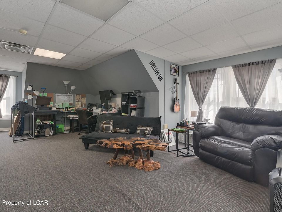 1st image of 458 Wyoming Ave #3